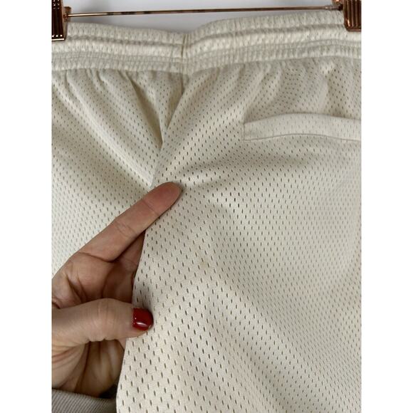 NFL Raiders Shorts All White Size Large Men's Jumbotron Arch Logo - Picture 6 of 12